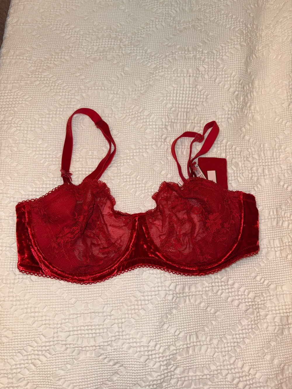 Victoria's Secret Red Lace Underwire Bra